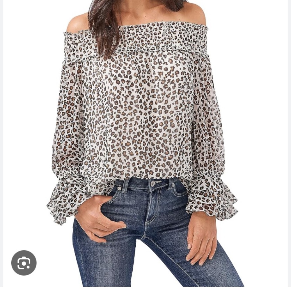 NWOT CeCe Leopard Print Smocked Blouse